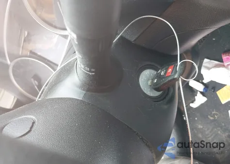 2018 Nissan Sentra S z USA, uszkodzony, nr VIN 3N1AB7AP1JY323504